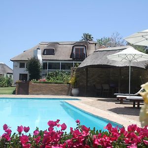 Acara Guesthouse & Cottages